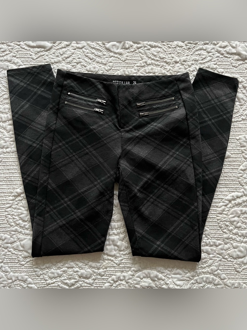 Design Lab Lord & Taylor Plaid Pant